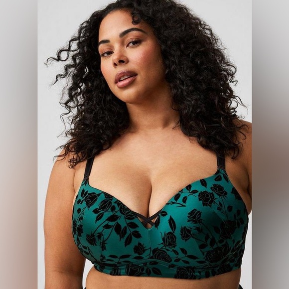 torrid Other - Torrid 42B Dream Wire Free Push-up bra NWT